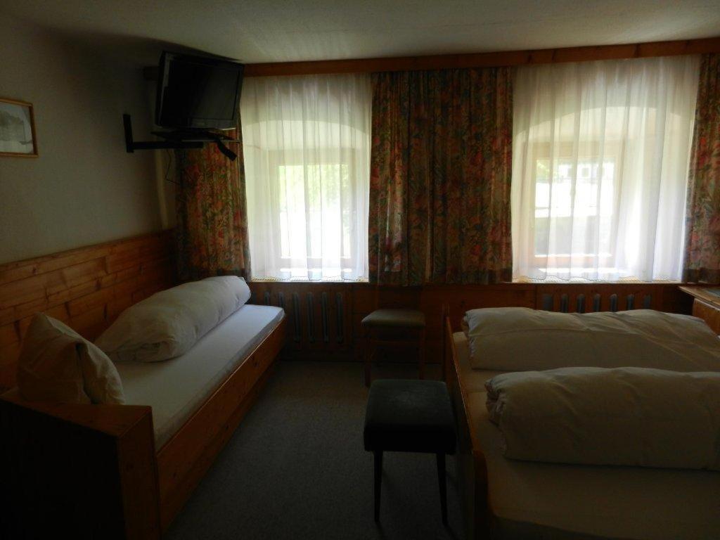 Pension Holzknechthof Am See Neustift im Stubaital Room photo